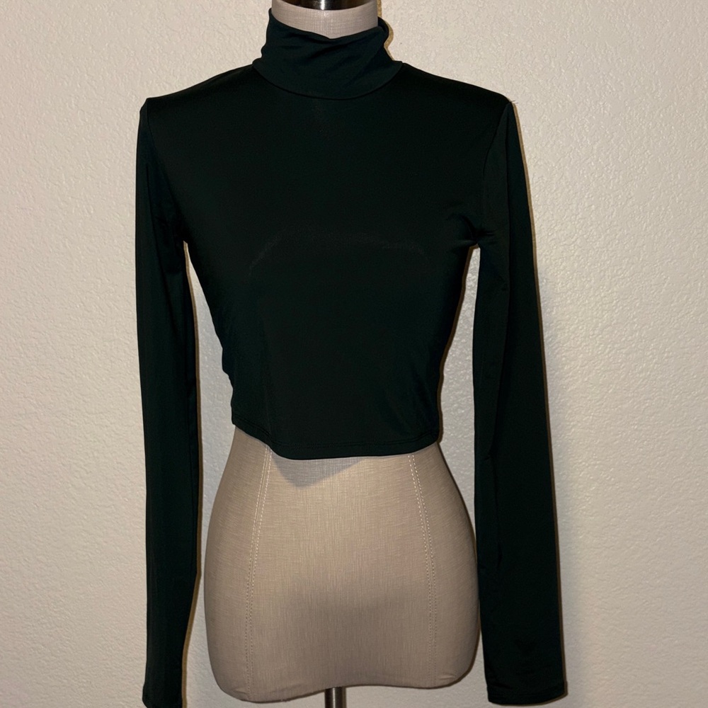 Zara Dark green Long-Sleeve Cropped Turtleneck